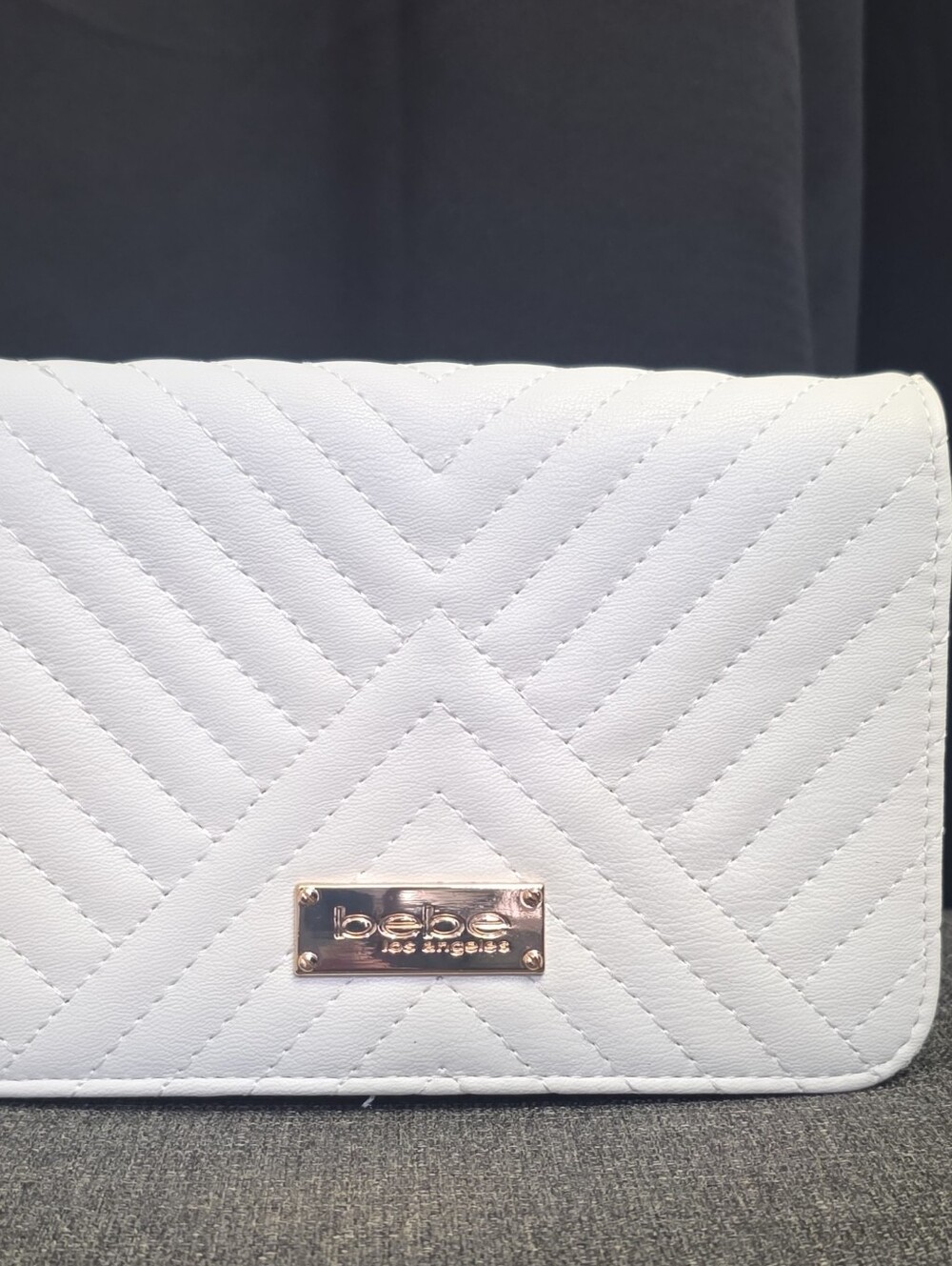 BEBE Sophia White Chalk Quilted New Crossbody Bag Purse Detachable Chain Strap